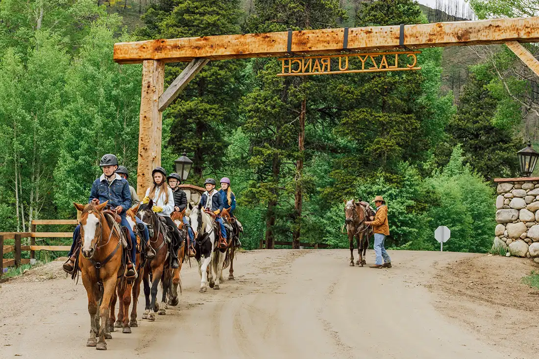 Mustangs and Outlaws heading out for a ride